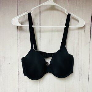 2 Essentials Womens 38C Classic T-Shirt Bras Beige Black